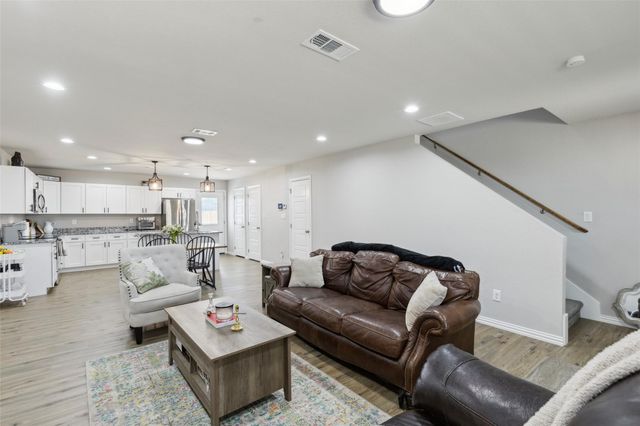 5816 Grayson Street, Fort Worth, TX 76119