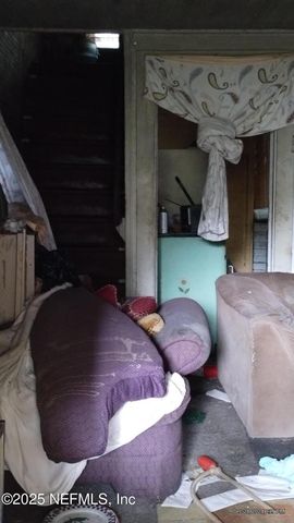 322 E 6TH Street, Jacksonville, FL 32206