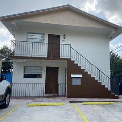 642 E 2nd Ave B, Hialeah, FL 33010