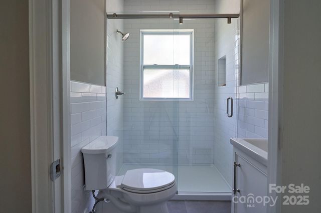 217 Circle Avenue, Charlotte, NC 28207