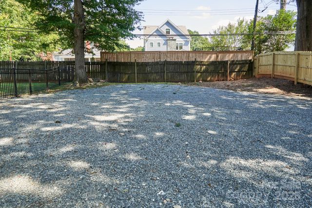 217 Circle Avenue, Charlotte, NC 28207