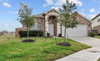 689 Forest Bend Lane, La Marque, TX 77568