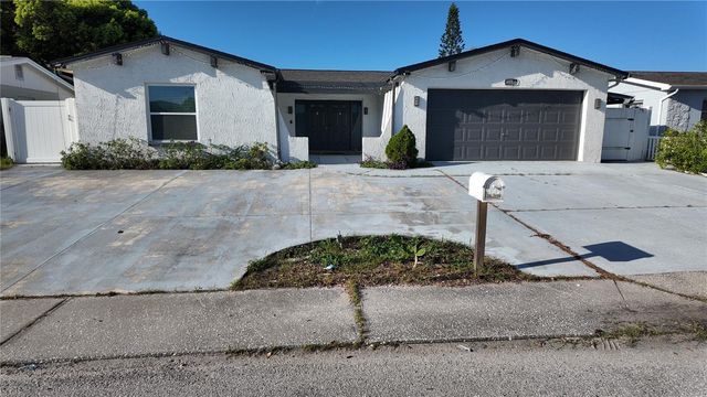 8214 HIXTON DRIVE, Port Richey, FL 34668