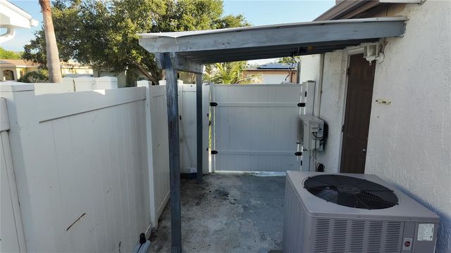 8214 HIXTON DRIVE, Port Richey, FL 34668