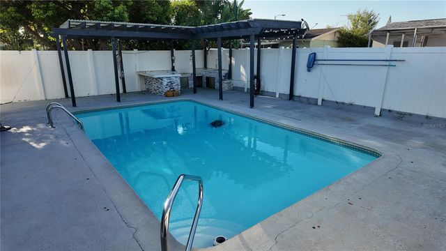 8214 HIXTON DRIVE, Port Richey, FL 34668