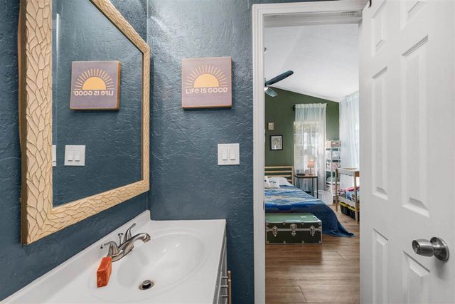 5322 NW Ash Ave, Lawton, OK 73505