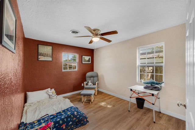 5322 NW Ash Ave, Lawton, OK 73505