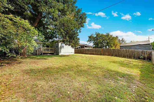 5322 NW Ash Ave, Lawton, OK 73505