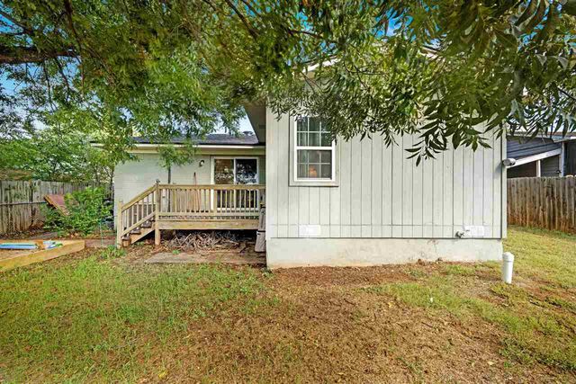 5322 NW Ash Ave, Lawton, OK 73505