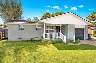 5322 NW Ash Ave, Lawton, OK 73505