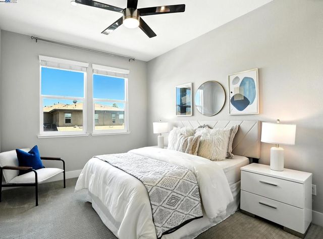 477 Mitchell Ave, Alameda, CA 94501