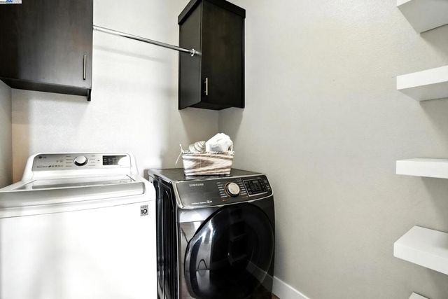 477 Mitchell Ave, Alameda, CA 94501