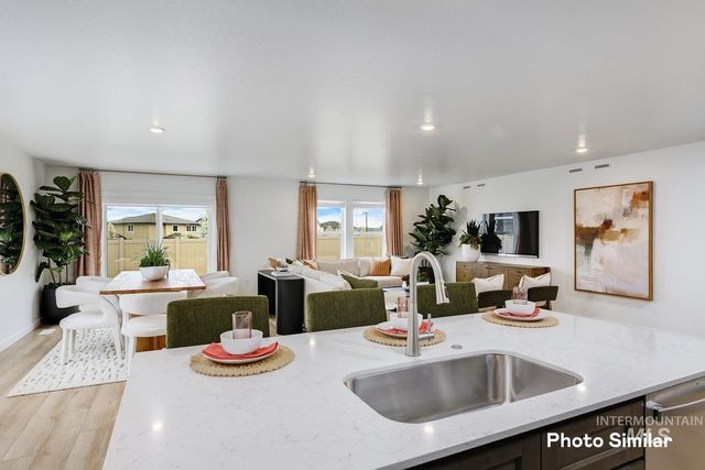 291 S Avalena Ave, Middleton, ID 83644