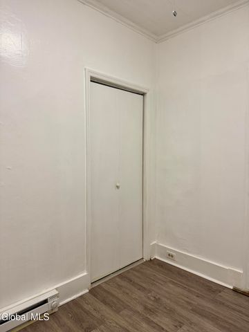 290 2nd Avenue 1A, Troy, NY 12182