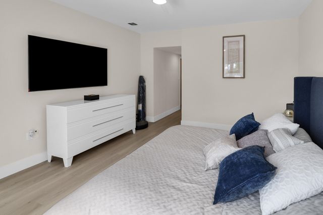 814 NE 19TH Avenue, Fort Lauderdale, FL 33304