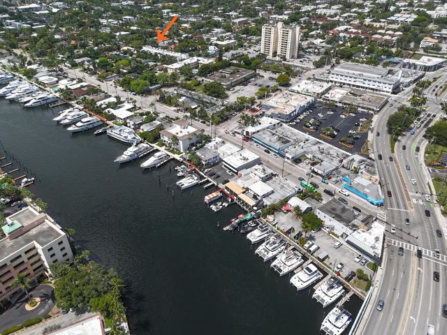 814 NE 19TH Avenue, Fort Lauderdale, FL 33304