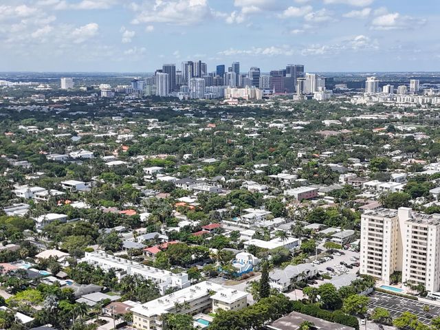 814 NE 19TH Avenue, Fort Lauderdale, FL 33304