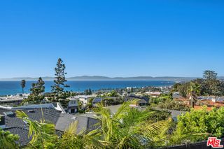 241 Calle Mayor, Redondo Beach, CA 90277