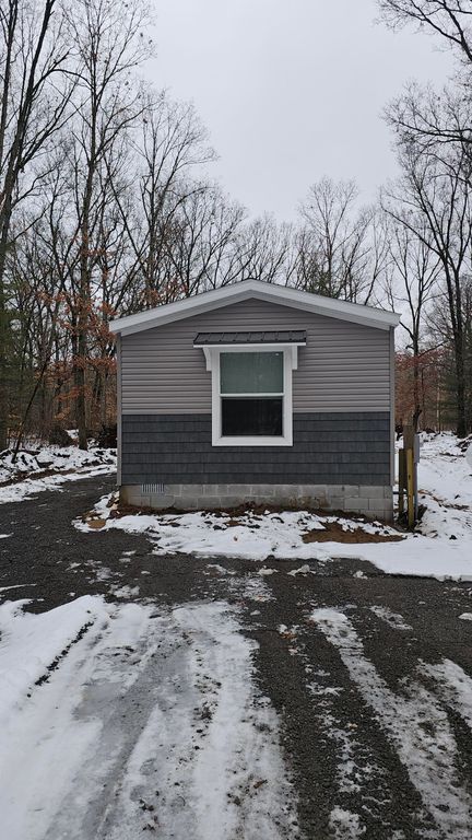 4381 Aspen Drive, Valley Twp, MI 49010