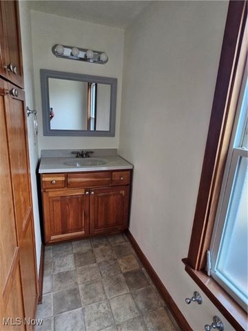 46 & 48 Hyde Avenue, Niles, OH 44446