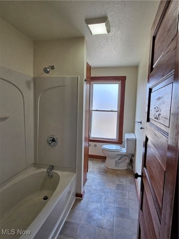 46 & 48 Hyde Avenue, Niles, OH 44446