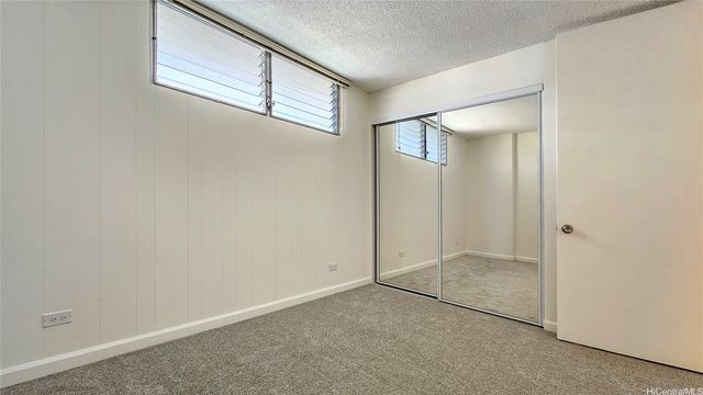 1160 Ala Napunani Street 1701, Honolulu, HI 96818