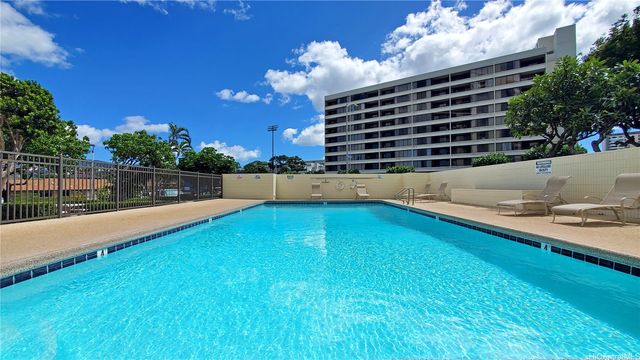 1160 Ala Napunani Street 1701, Honolulu, HI 96818