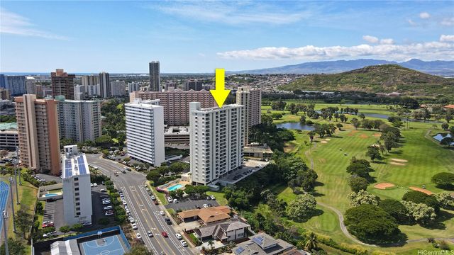 1160 Ala Napunani Street 1701, Honolulu, HI 96818