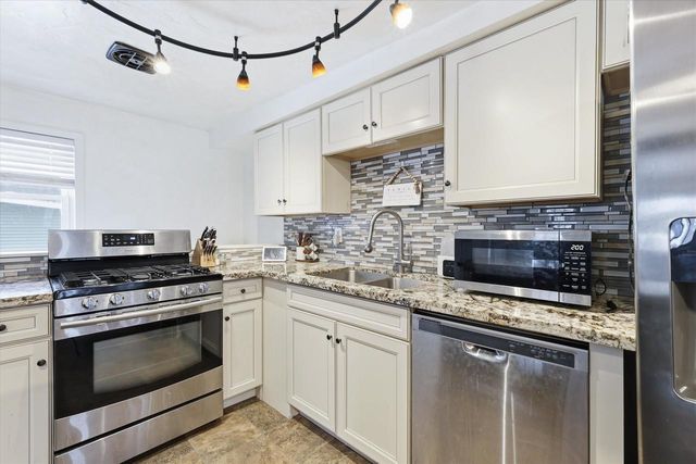 531 N 15TH AVENUE, Wisconsin Rapids, WI 54495