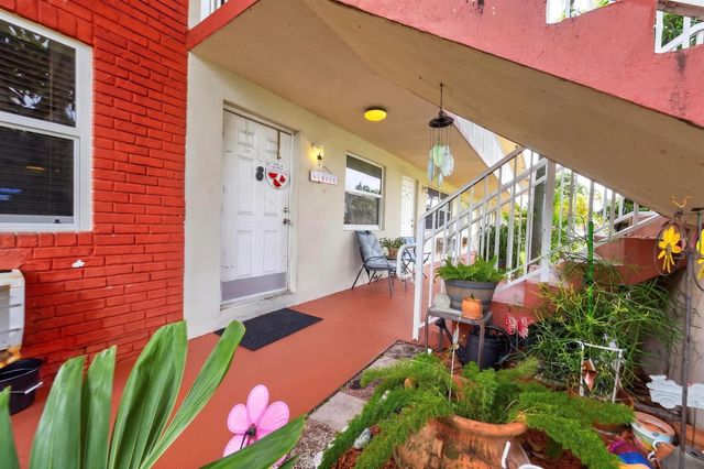 2918 Funston Street 35b, Hollywood, FL 33020