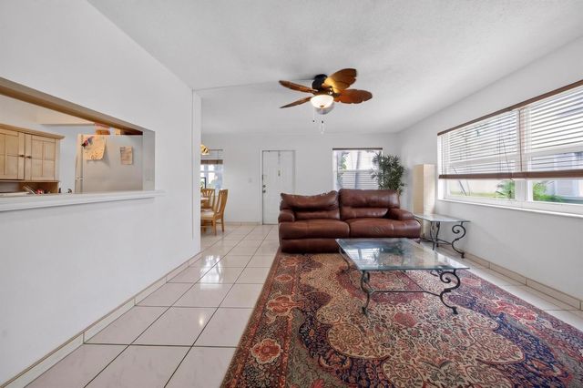 2918 Funston Street 35b, Hollywood, FL 33020