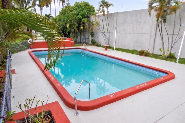 2918 Funston Street 35b, Hollywood, FL 33020