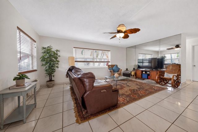 2918 Funston Street 35b, Hollywood, FL 33020