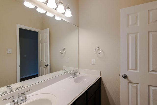 1512 Cockatiel Drive, Little Elm, TX 75068