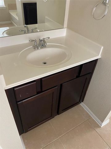 1512 Cockatiel Drive, Little Elm, TX 75068