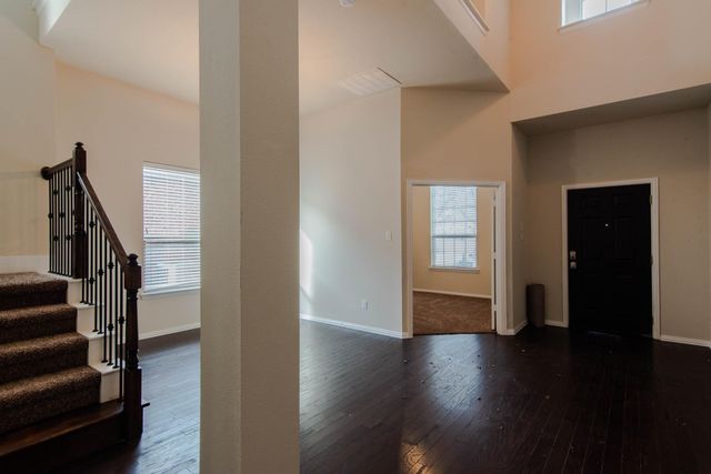 1512 Cockatiel Drive, Little Elm, TX 75068