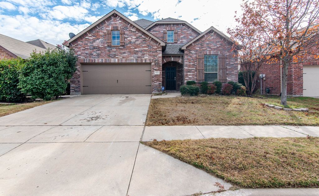 1512 Cockatiel Drive, Little Elm, TX 75068
