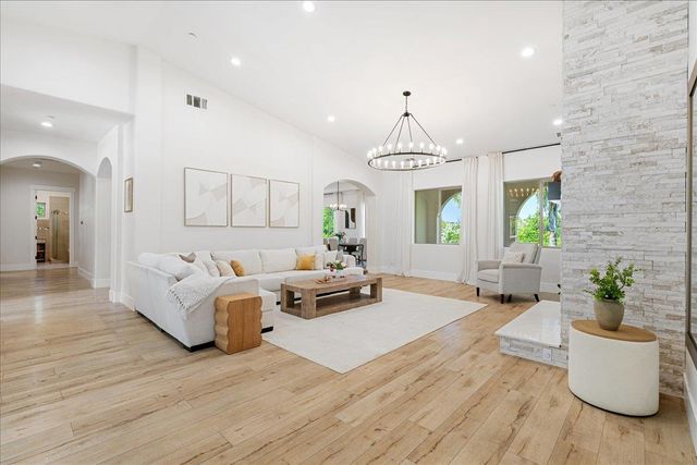 701 Sterling Ct, El Dorado Hills, CA 95762