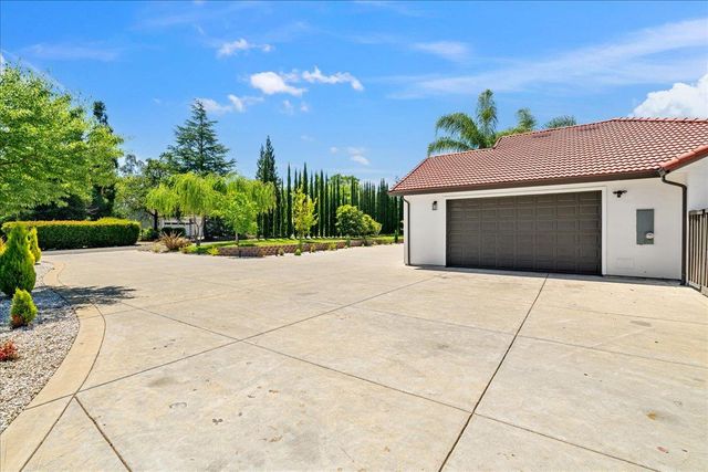 701 Sterling Ct, El Dorado Hills, CA 95762