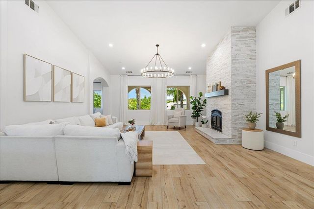 701 Sterling Ct, El Dorado Hills, CA 95762