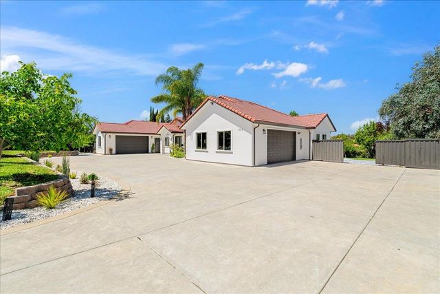 701 Sterling Ct, El Dorado Hills, CA 95762