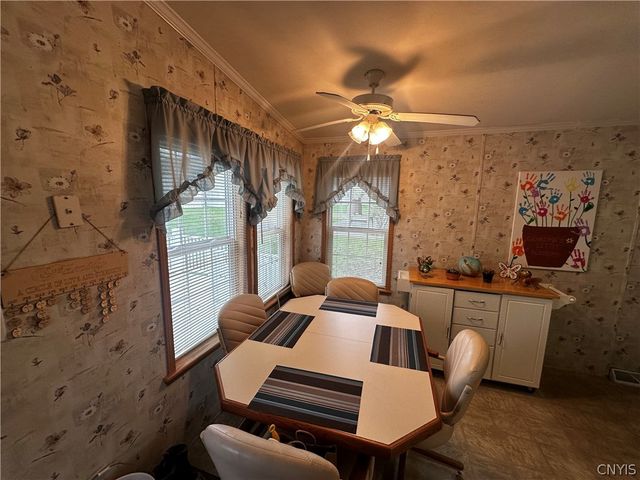 29 Horizon Drive, New Hartford, NY 13413