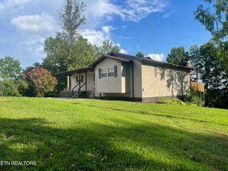 227 SOUTHERN Lane, Tazewell, TN 37879