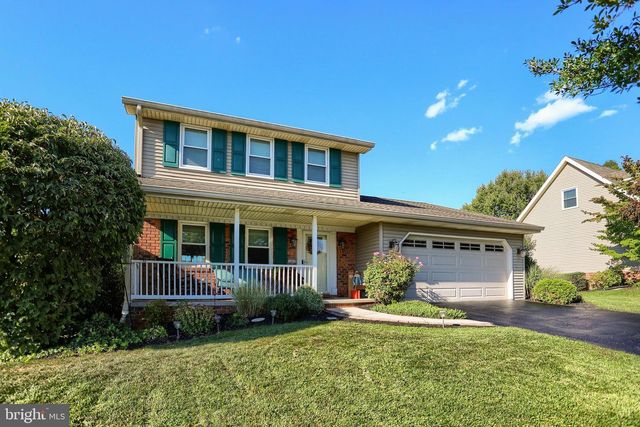 1460 WOODRIDGE DR, Middletown, PA 17057