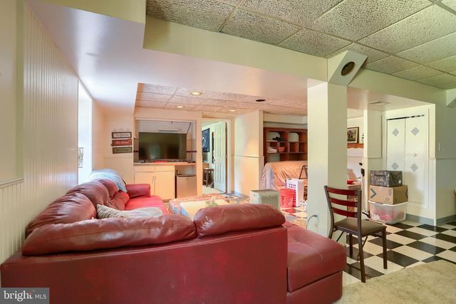 1460 WOODRIDGE DR, Middletown, PA 17057