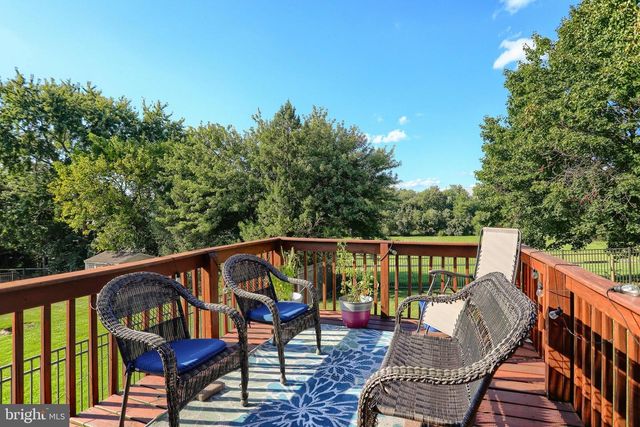 1460 WOODRIDGE DR, Middletown, PA 17057
