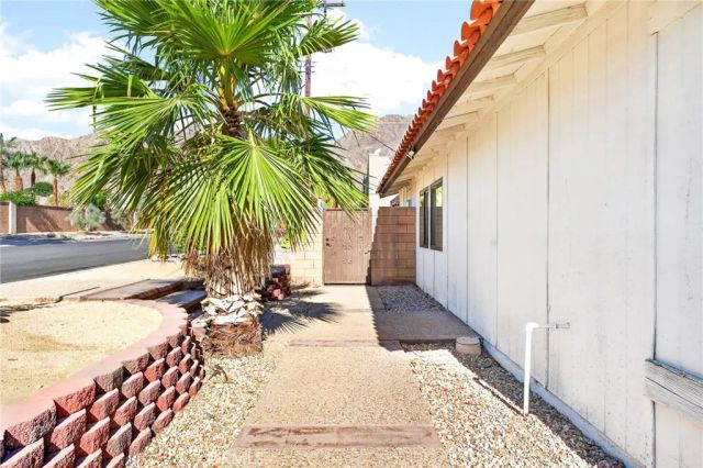 53485 Avenida Alvarado, La Quinta, CA 92253