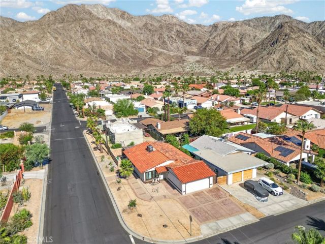 53485 Avenida Alvarado, La Quinta, CA 92253