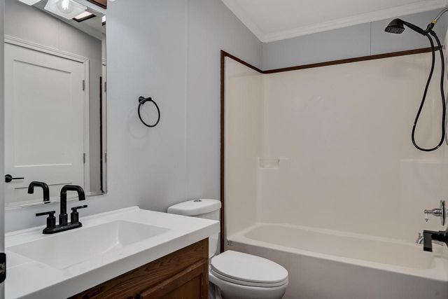 W20479 Brenegan LANE, Galesville, WI 54630