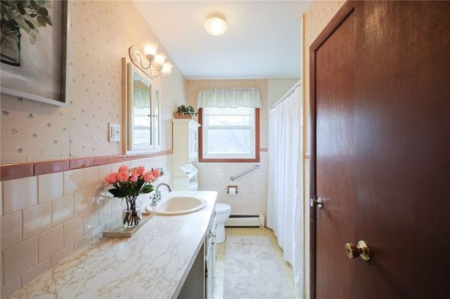 343 American Legion Highway, Westport, MA 02790